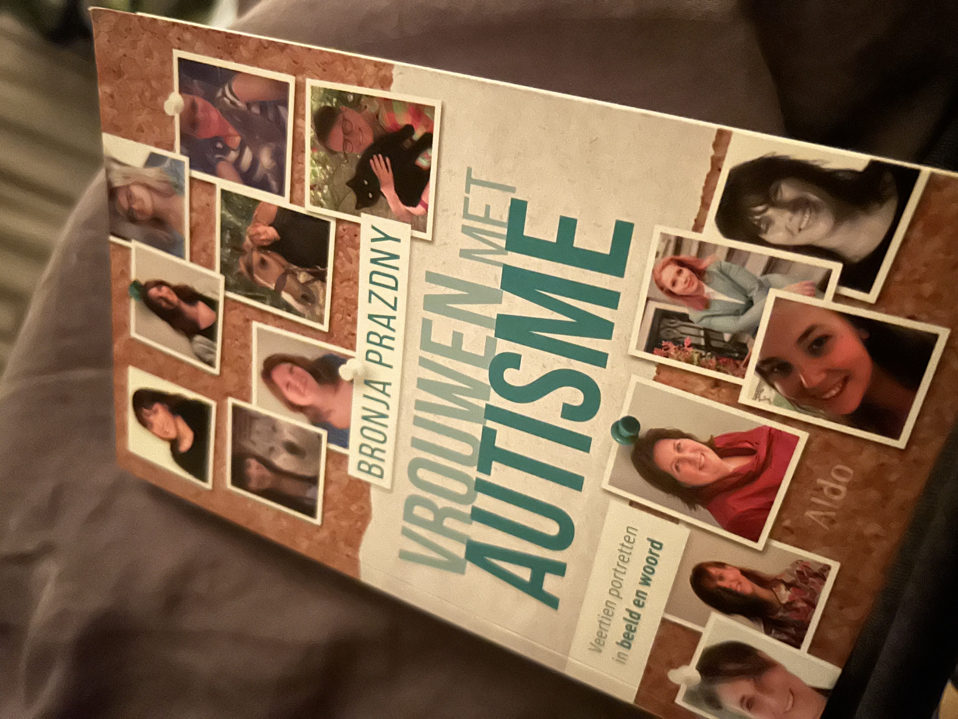 Cover of Vrouwen Met Autisme