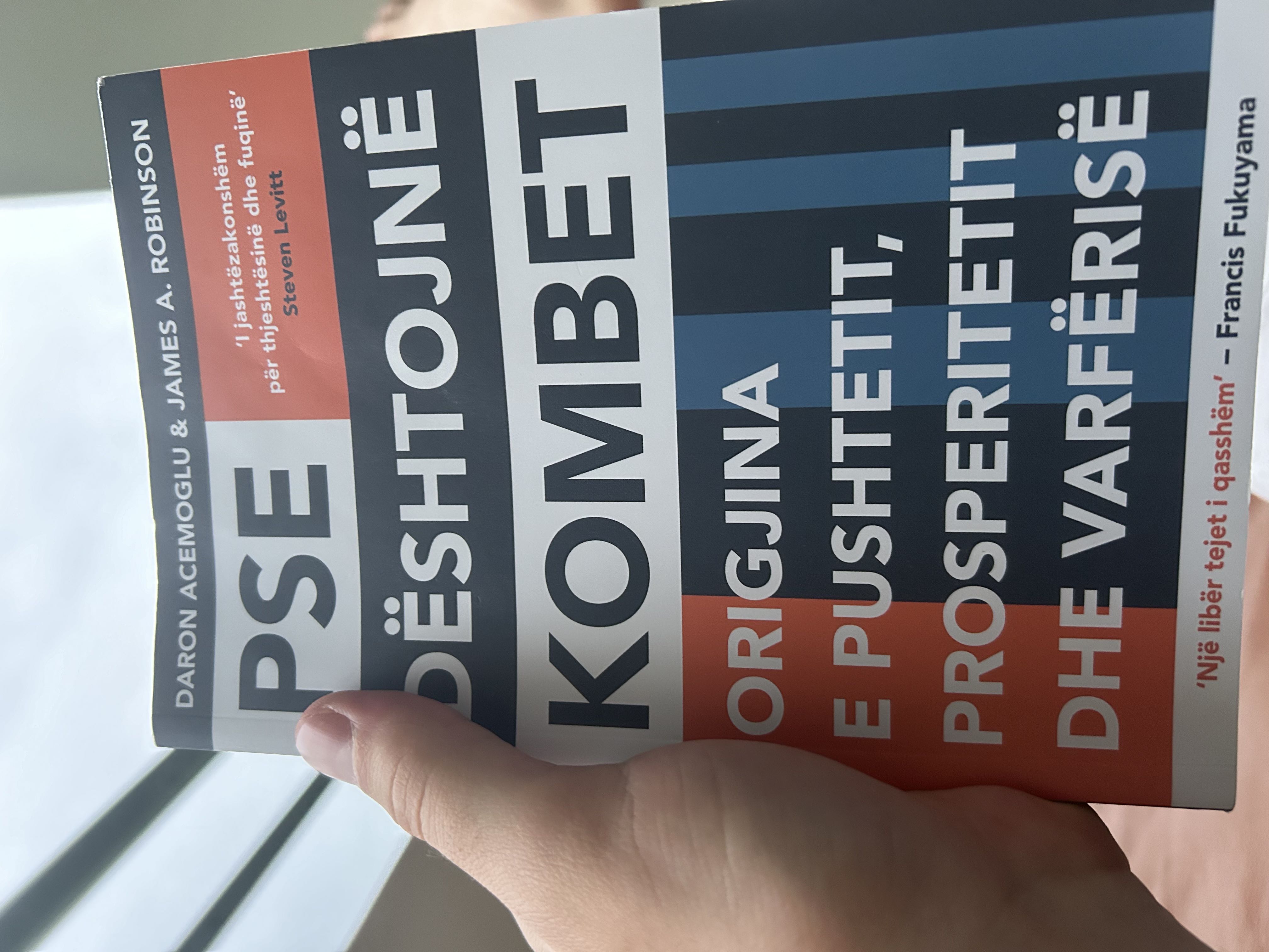 Cover of Pse Deshtojne Kombet